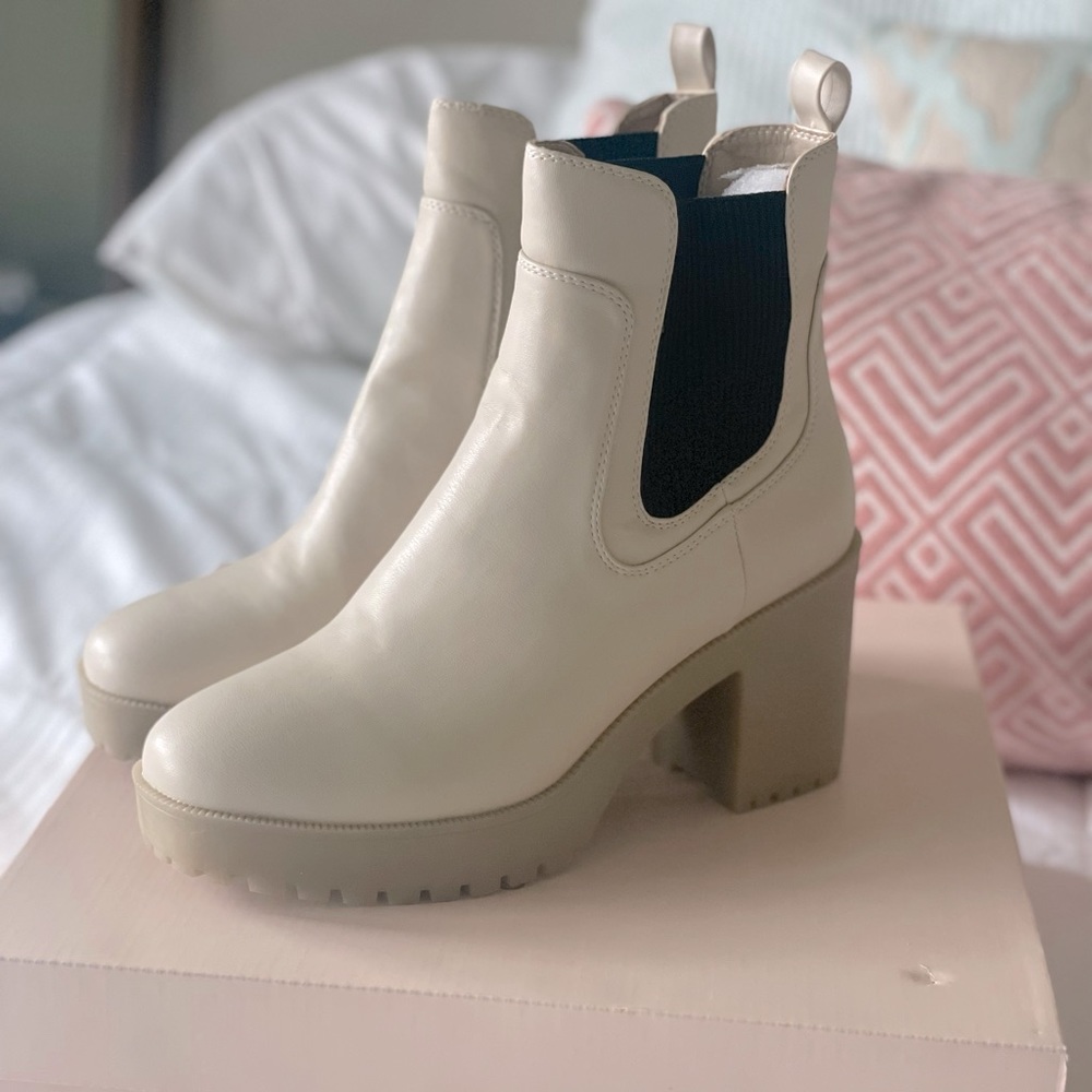 Chinese Laundry Cream booties